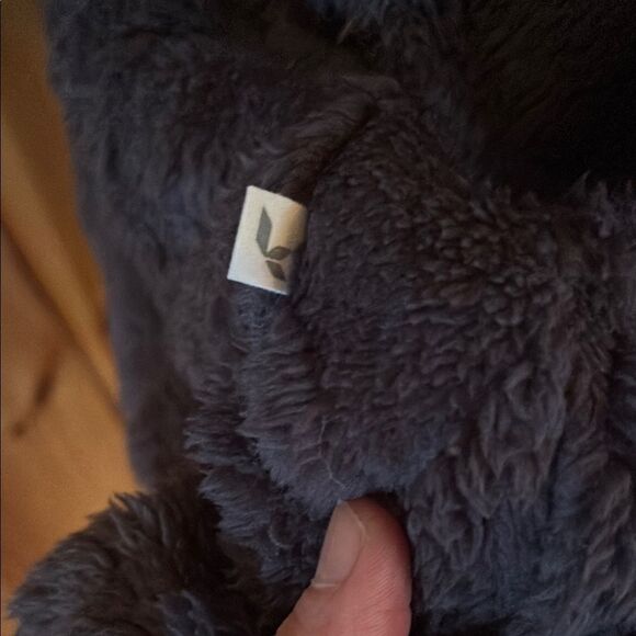 UGG Koolaburra Cozy slate blue vest - Picture 9 of 11